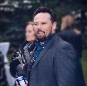 Meet your Posher, Wes